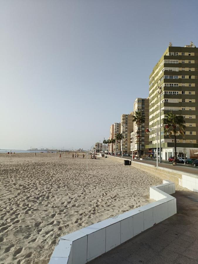 Piso Avenida Junto A La Playa Apartment Cádiz Exterior photo